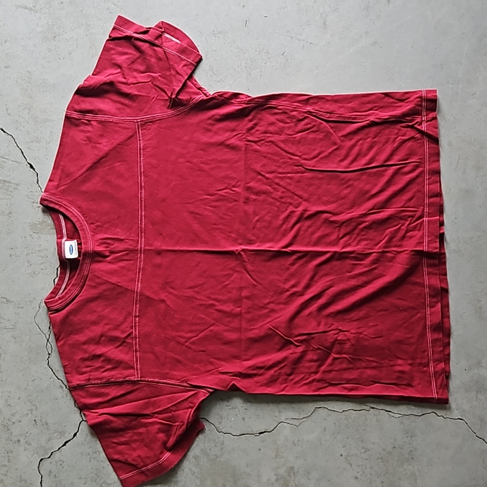 Dark red short sleeve Old Navy shirt large